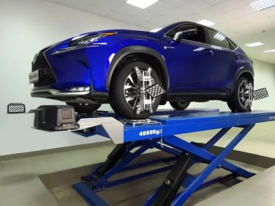 Кронштейны для ножничного подъемника ТехноВектор 150 10 000