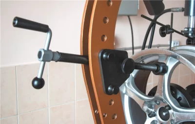 Стенд для правки легкосплавных дисков СИБЕК Фаворит-Престиж