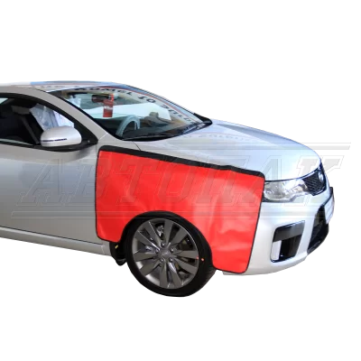 Накидка с магнитами на крыло с вырезом красная Автопак 074.601.01