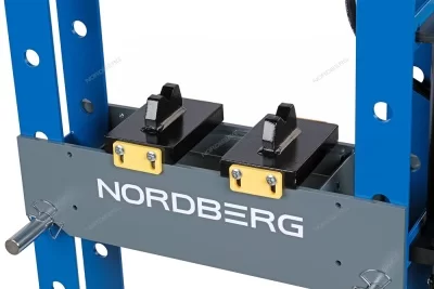 Пресс пневмогидравлический напольный 30 т NORDBERG N3630A