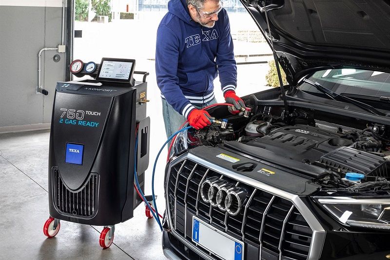 k760-touch-car-meccanico.jpg k760-touch-car-meccanico.jpg