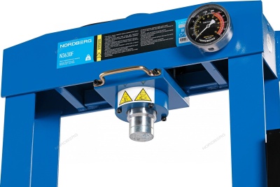 Пресс гидравлический напольный 30 т NORDBERG N3630F с ручным и ножным приводом