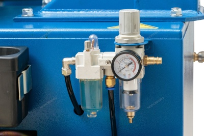 Полуавтоматический шиномонтажный станок 220В NORDBERG 4638E_220 синий