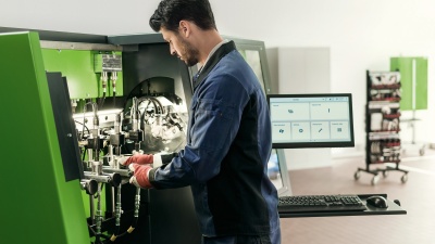 Испытательный стенд для дизельных инжекторов Bosch DCI 700