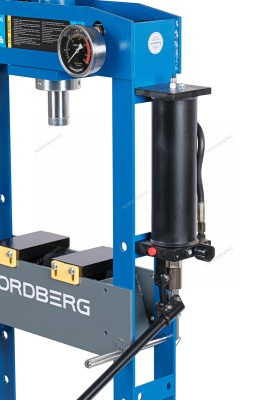 Пресс гидравлический напольный 20 т NORDBERG N3620 с ручным приводом