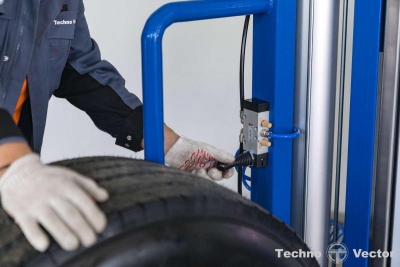 Мойка колес ТехноВектор ТОРНАДО TRUCK